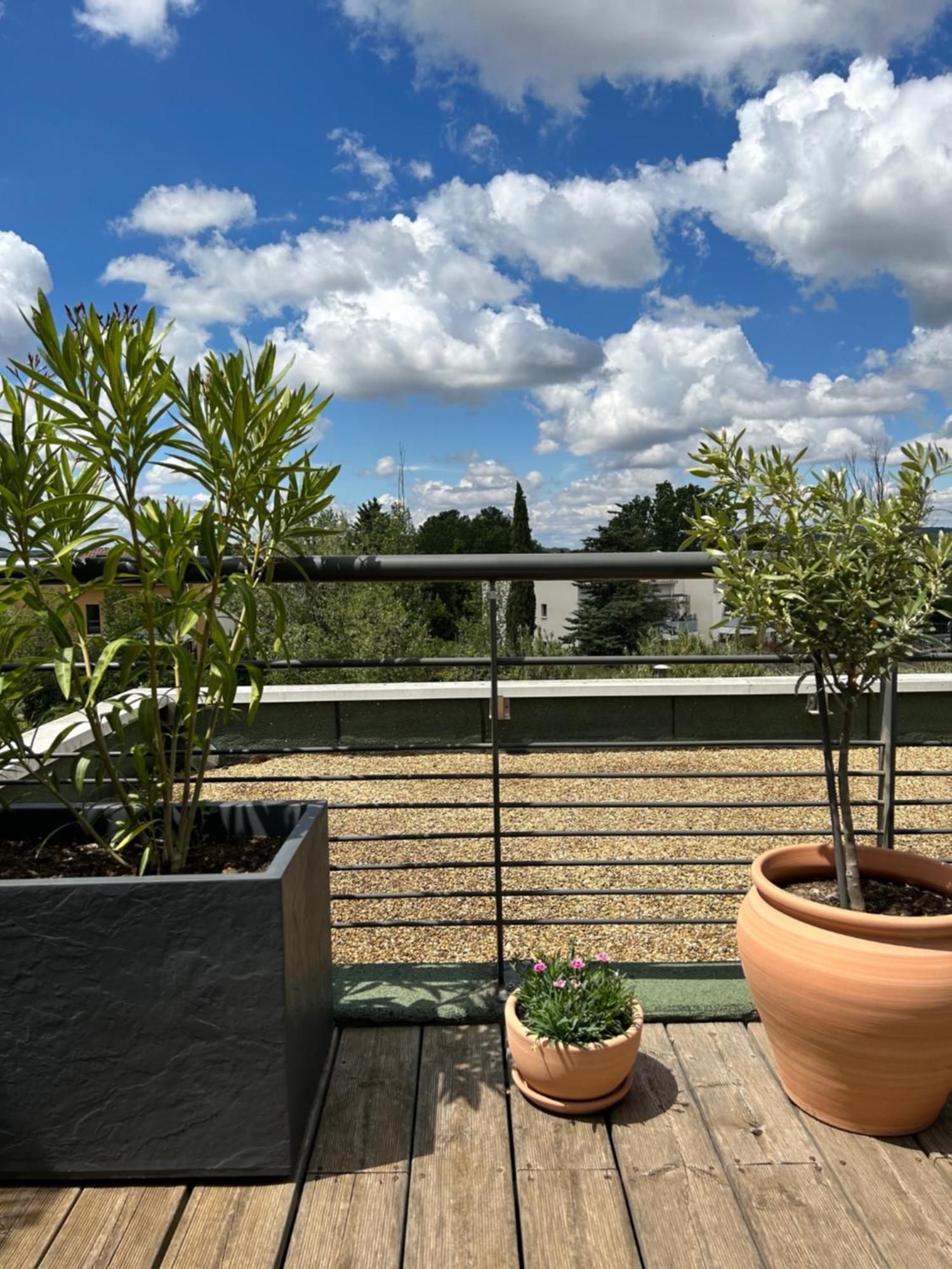 Studio Nuitee En Provence 2 Eguilles Luaran gambar